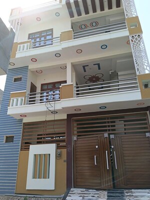 3 BHK Builder Floor – Exterior View View at Telibagh - for Rent