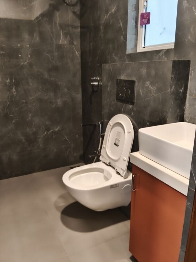 Bathroom, kalina Pg For Girls In Kalina 10542802