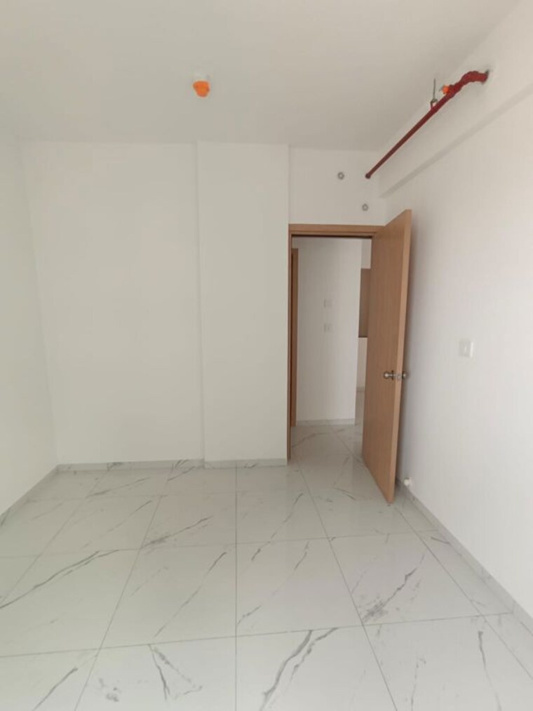 Room, mahindra-nestalgia 2 Bedroom 1000 Sq.Ft. Apartment In Pimpri Pune 10542799