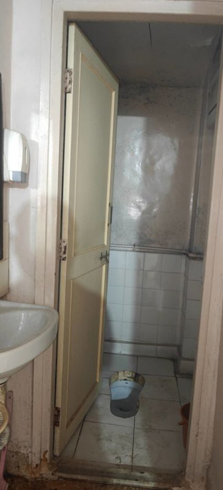 Bathroom, shreyas-clementine 1 Bedroom 550 Sq.Ft. Apartment In Yerawada Pune 10542823