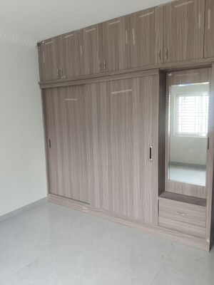 Room in 2 BHK Apartment at Keerthana Residency, Kadubeesanahalli – for Rent