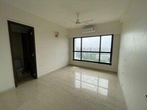 2 BHK Apartment For Rent in Dosti Eastern Bay Phase 1, Wadala