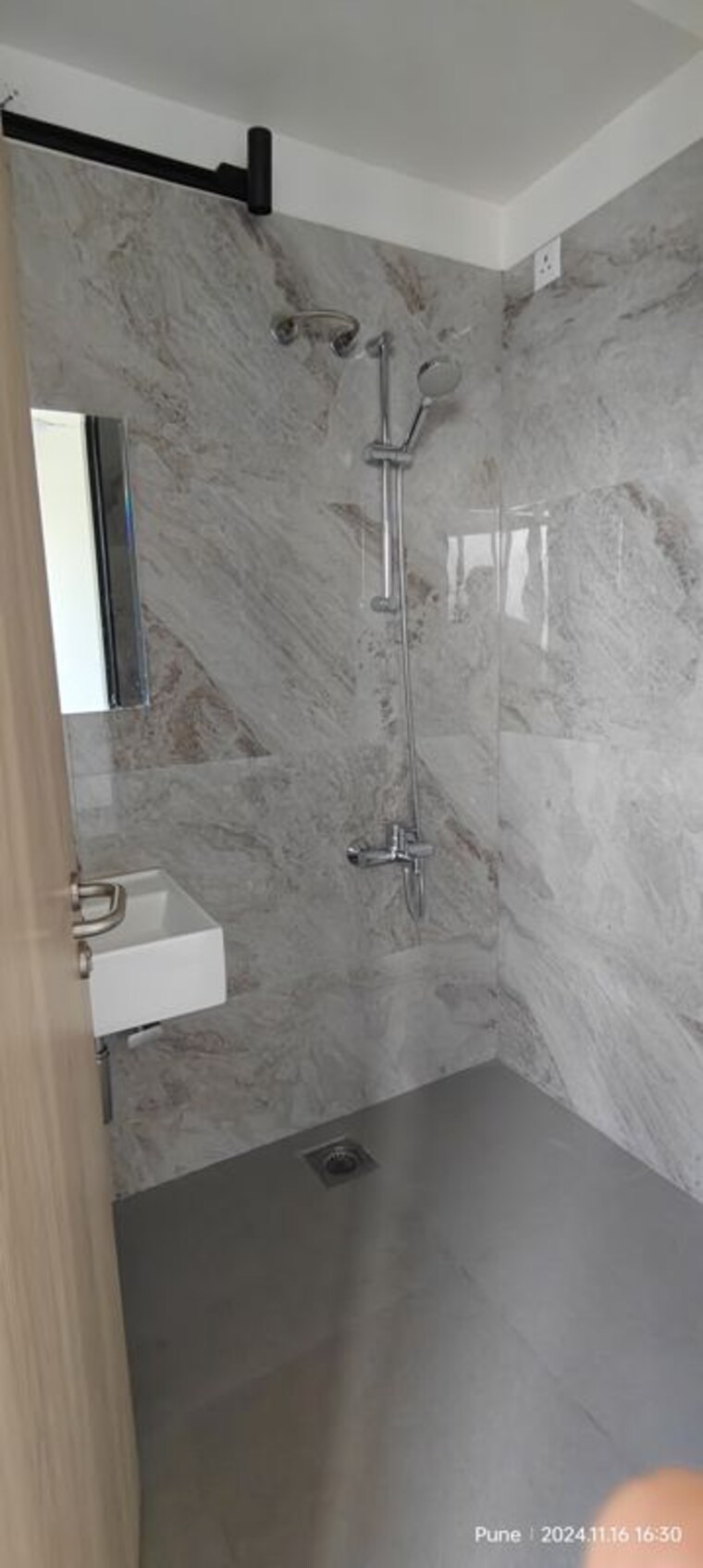 Bathroom, raviraj-park-island 3 Bedroom 1500 Sq.Ft. Apartment In Yerawada Pune 10542851
