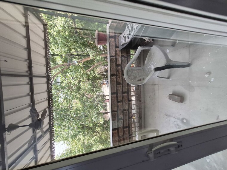 Exterior View, mayur vihar 3.5 Bedroom 1350 Sq.Ft. Apartment In Mayur Vihar Delhi 10542970