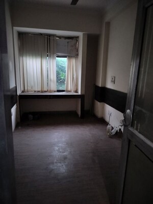 Room in  Office Space at Sector 4 Dwarka – for Rent