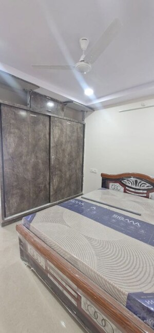 Bedroom in 3 BHK Builder Floor at Kondapur – for Rent