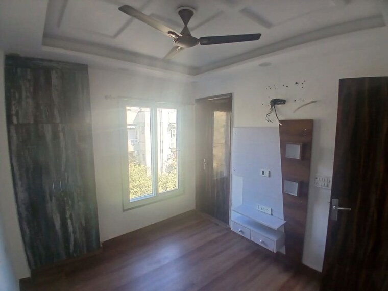 Room, sector 14 dwarka 1 Bedroom 500 Sq.Ft. Apartment In Sector 14 Dwarka Delhi 10543065