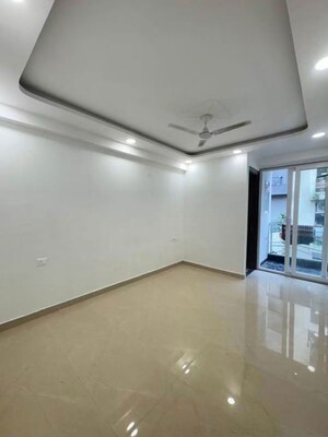 Room in 3 BHK Builder Floor at Chattarpur – for Rent