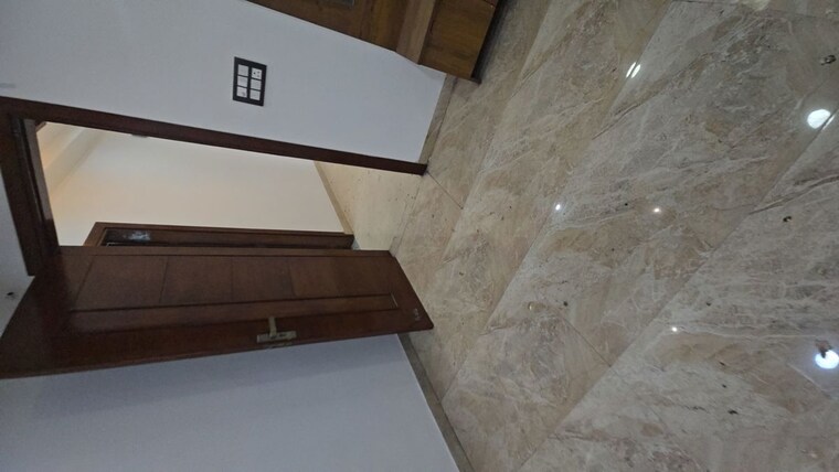 Bedroom, green fields colony 4 Bedroom 2430 Sq.Ft. Builder Floor In Green Fields Colony Faridabad 10543190