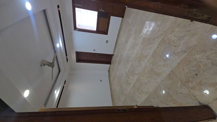 Hall, green fields colony 4 Bedroom 2430 Sq.Ft. Builder Floor In Green Fields Colony Faridabad 10543190
