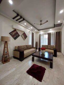 2 BHK Builder Floor For Rent in Sector 30