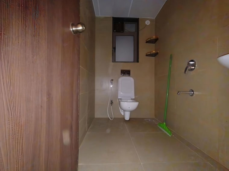 Bathroom, runwal-eirene 2 Bedroom 568 Sq.Ft. Apartment In Balkum Pada Thane 10543263