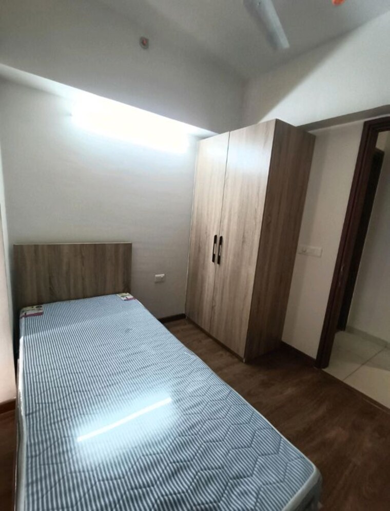 Bedroom, godrej-golf-links-evoke 2 Bedroom 975 Sq.Ft. Apartment In Sector 27 Yamuna Expressway Greater Noida 10543329