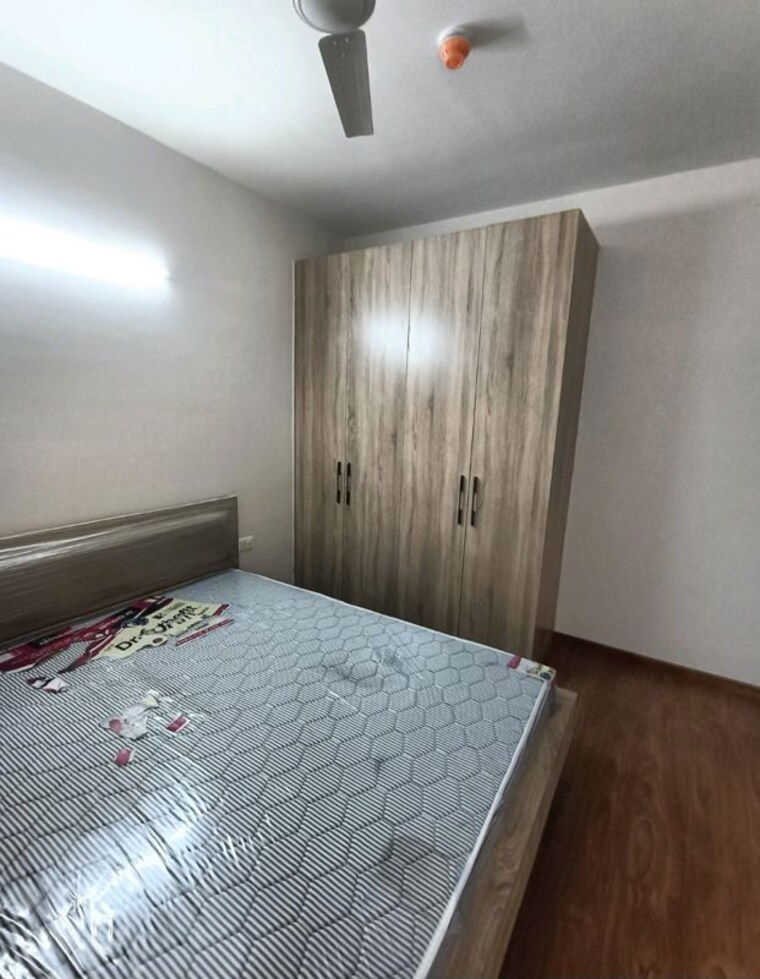 Bedroom, godrej-golf-links-evoke 2 Bedroom 975 Sq.Ft. Apartment In Sector 27 Yamuna Expressway Greater Noida 10543329