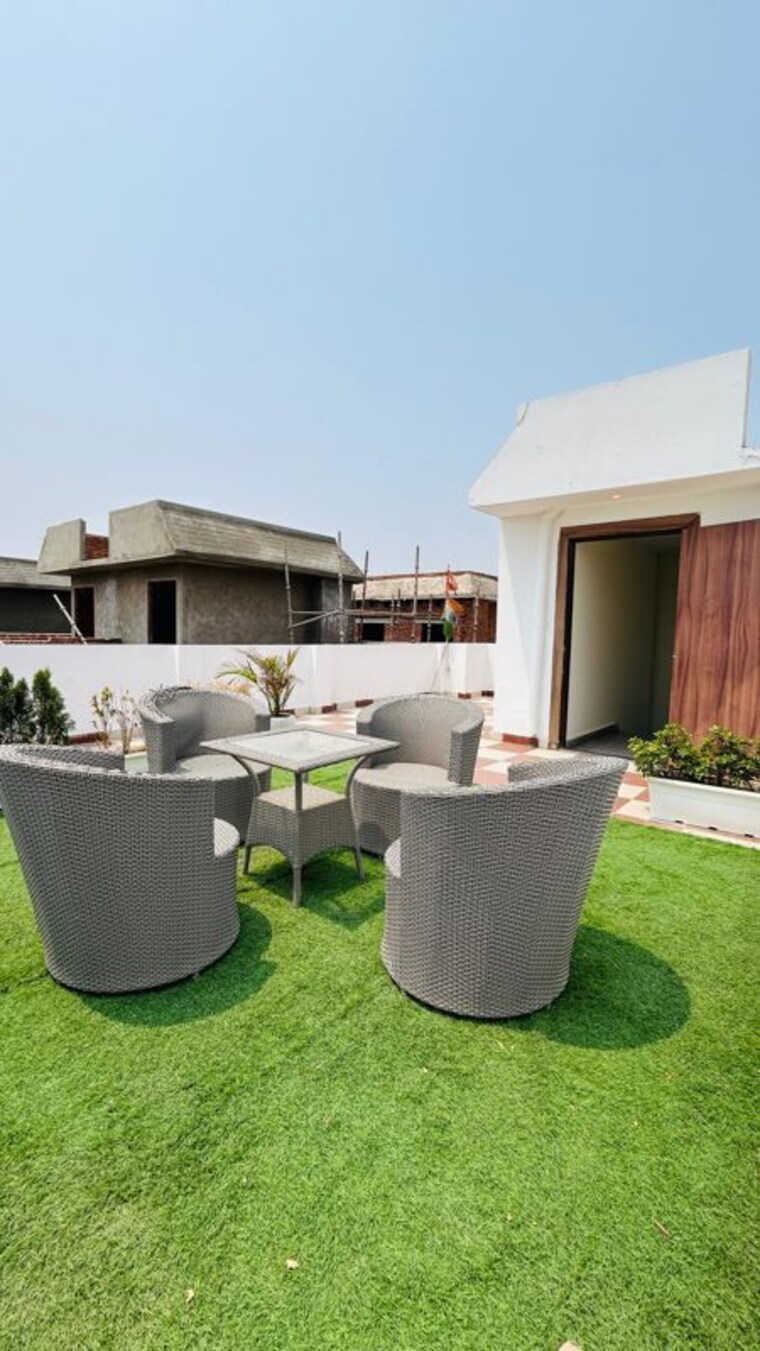 Team Area, migsun-vilaasa 5 Bedroom 3520 Sq.Ft. Penthouse In Eta Ii Greater Noida Greater Noida 10543335