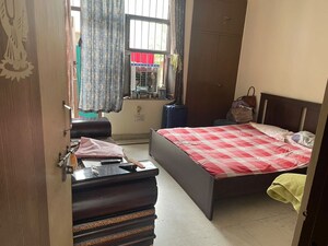 Bedroom in 2 BHK Builder Floor at Sector 46 – for Rent