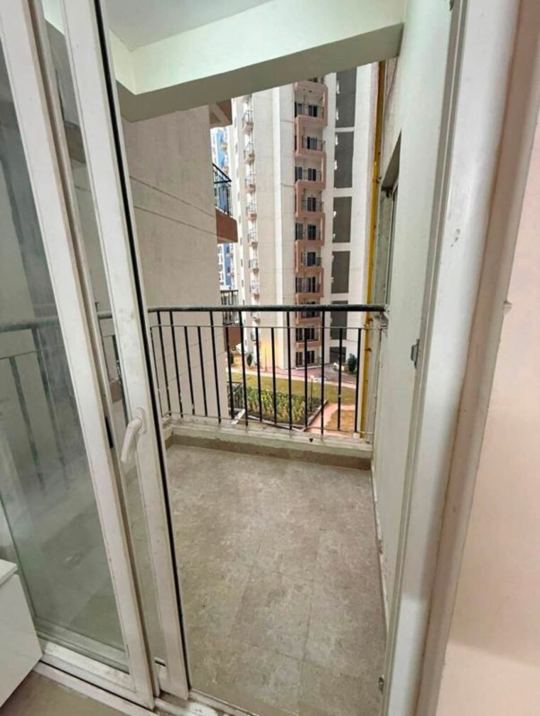 Balcony, amrapali-ivory-heights 2 Bedroom 910 Sq.Ft. Apartment In Amrapali Dream Valley Greater Noida 10543357
