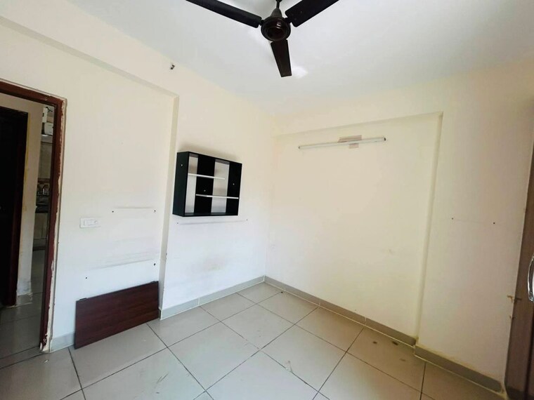 Room, sam-palm-olympia 3 Bedroom 1335 Sq.Ft. Apartment In Sector 16c Greater Noida Greater Noida 10543364