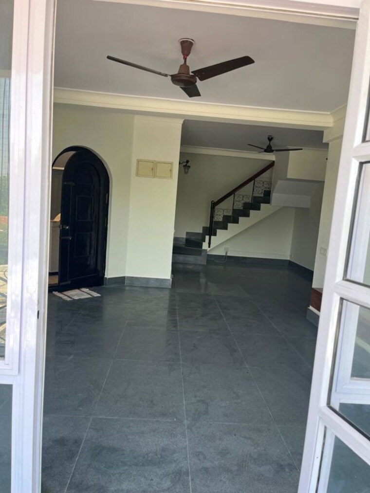 Balcony, keystone-manor 3 Bedroom 1900 Sq.Ft. Penthouse In Richards Town Bangalore 10445742