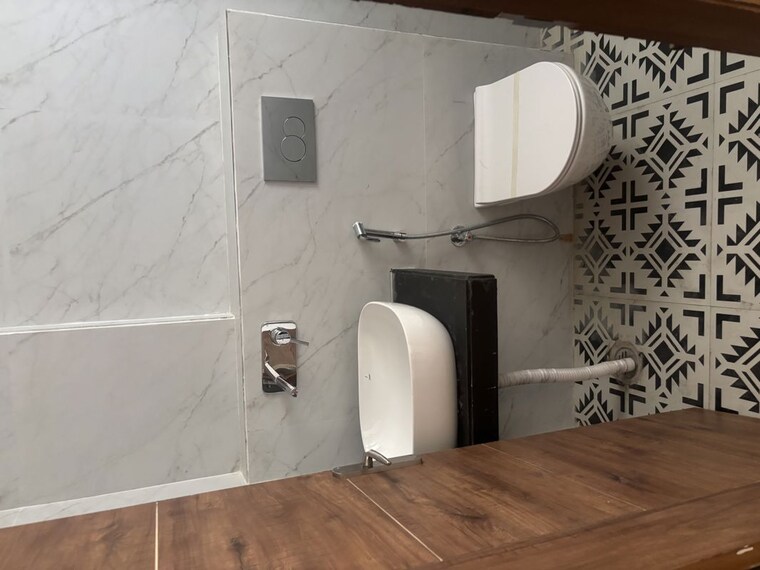 Bathroom, skyline-elevate 4 Bedroom 2200 Sq.Ft. Apartment In Ramgarh Bhudda Zirakpur 10543433