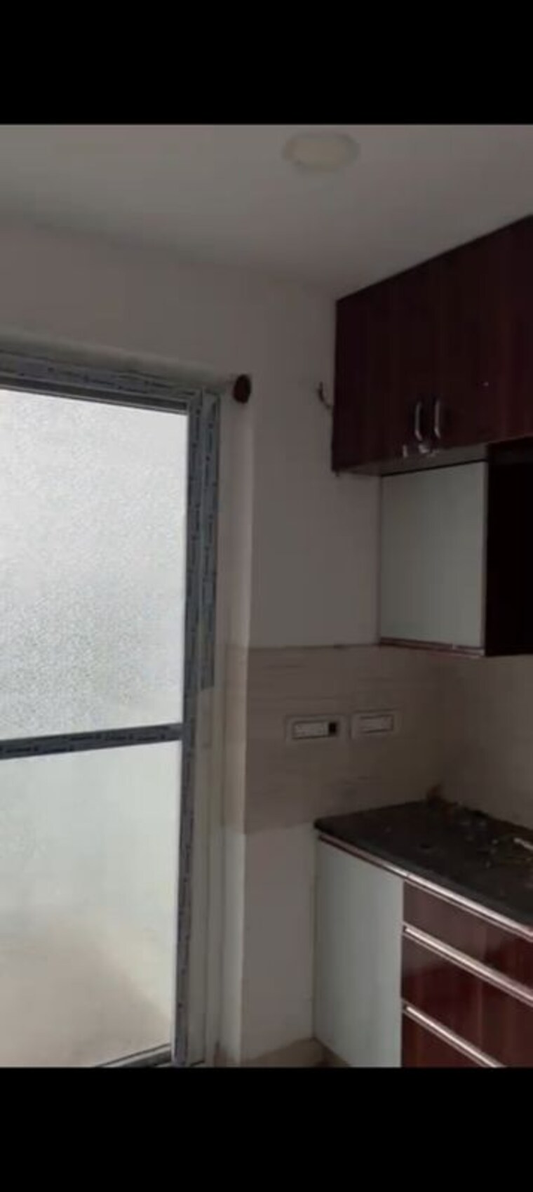 Kitchen, embassy-icon 3 Bedroom 2500 Sq.Ft. Apartment In Infantry Road Bangalore 9661301