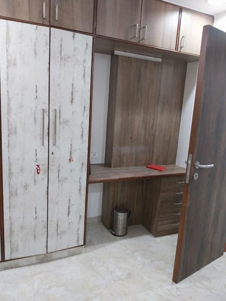 Bathroom, dlh-kailash 2 Bedroom 790 Sq.Ft. Apartment In Andheri West Mumbai 10543473
