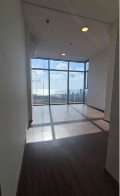 2 BHK + Prayer Room,Store Room Apartment For Sale in Piramal Mahalaxmi