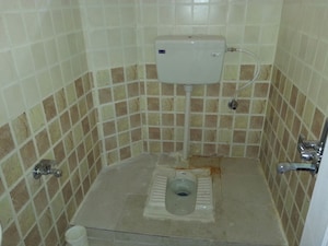 Bathroom in 1 BHK Independent House at Rt Nagar – for Rent