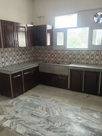 3 BHK + Prayer Room,Study Room 4500 Sq.Ft. Builder Floor in Sector 35