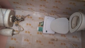Bathroom in 1 BHK Independent House at Rt Nagar – for Rent