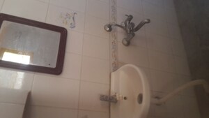 Bathroom in 1 BHK Independent House at Rt Nagar – for Rent