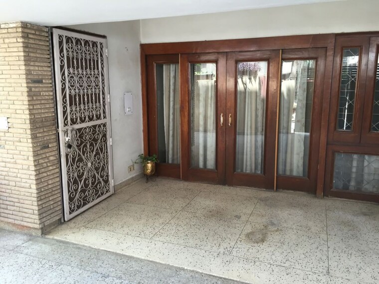 Entrance, greater kailash i 6+ Bedroom 500 Sq.Yd. Independent House In Greater Kailash I Delhi 10412604