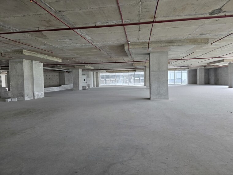  Parking, madhapur Commercial Office Space 7500 Sq.Ft. In Madhapur Hyderabad 10543595