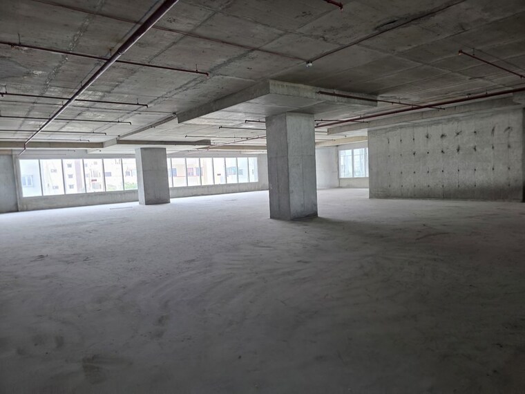  Parking, madhapur Commercial Office Space 5000 Sq.Ft. In Madhapur Hyderabad 10543598