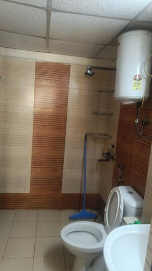 Bathroom in 2 BHK Apartment at Gardenia Gateway, Sector 75 – for Rent