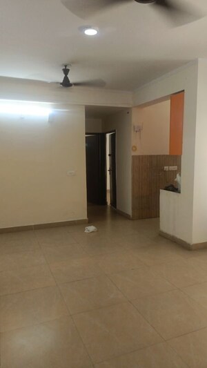Room in 2 BHK Apartment at Gardenia Gateway, Sector 75 – for Rent