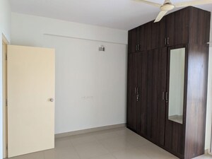 Room in 3 BHK Apartment at Mantri Webcity, Hennur – for Rent