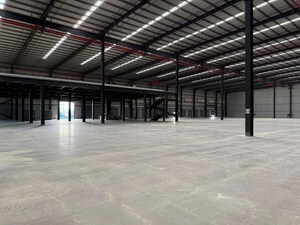 Room in  Warehouse at Taloja – for Rent