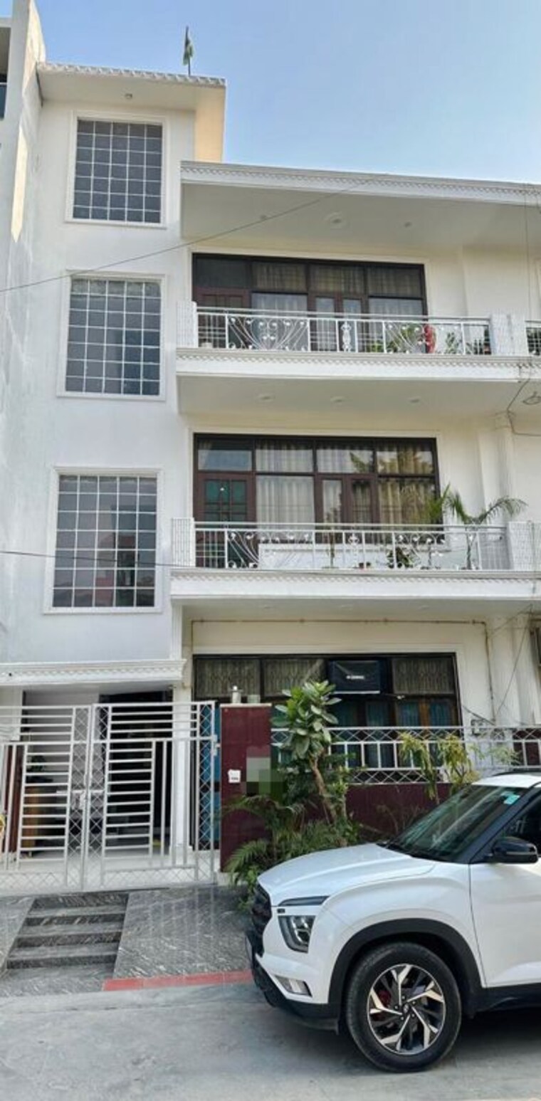 Exterior View, gamma ii greater noida 5 Bedroom 120 Sq.Mt. Independent House In Gamma Ii Greater Noida Greater Noida 10543628
