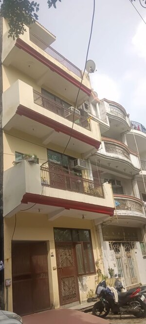 2 BHK Builder Floor For Rent in Vasundhara Sector 3
