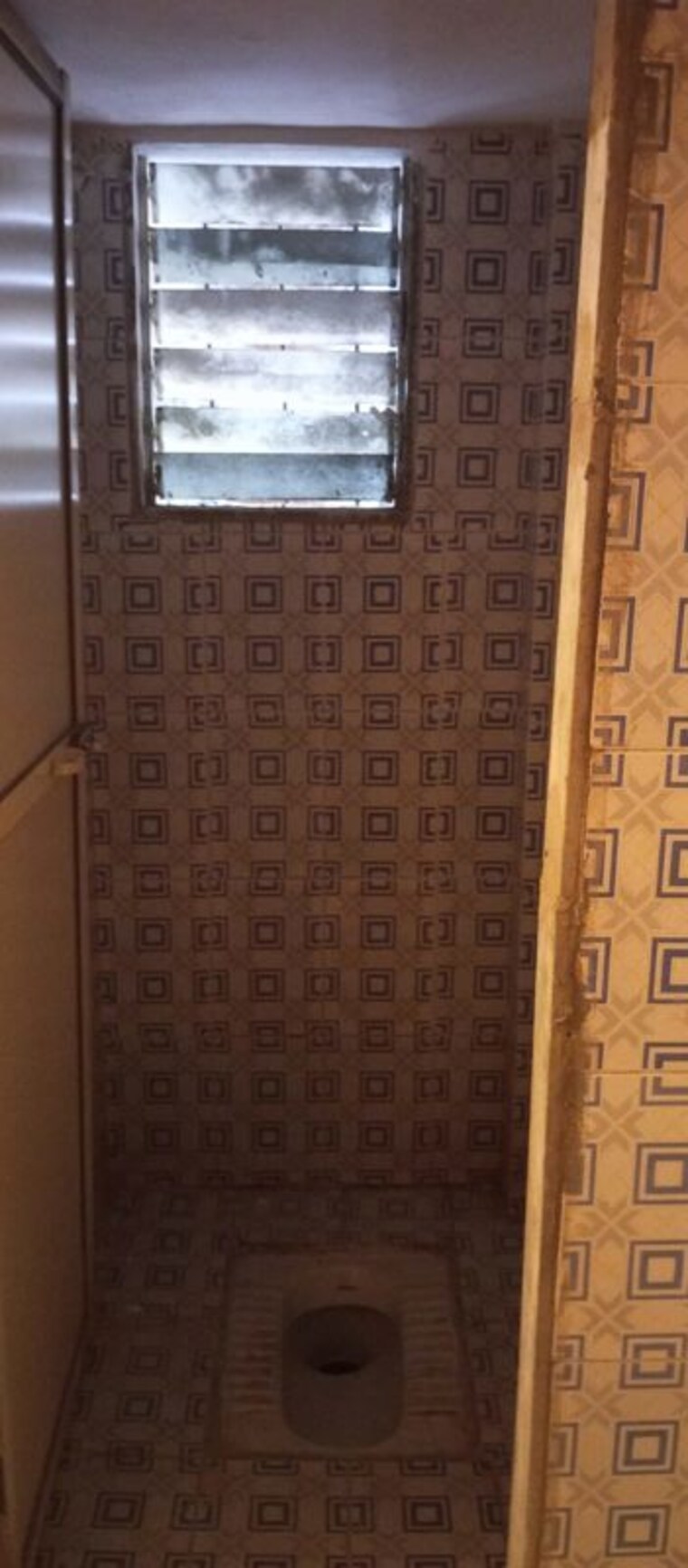Bathroom, mahavir-classik-complex 3 Bedroom 1000 Sq.Ft. Apartment In Andheri East Mumbai 10543646