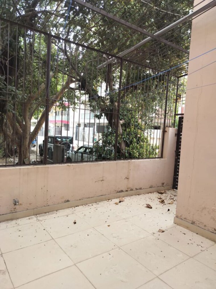 Balcony, ss-southend-floors 2 Bedroom 1800 Sq.Ft. Builder Floor In South City 2 Gurgaon 10543651