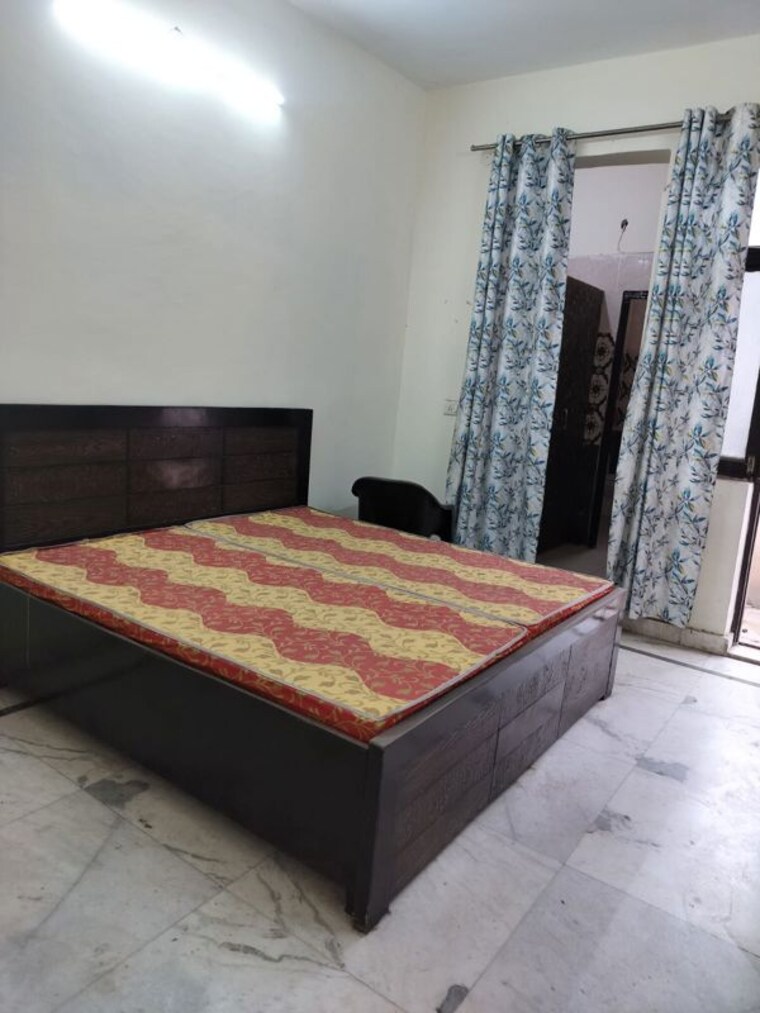 Bedroom, ss-southend-floors 2 Bedroom 1800 Sq.Ft. Builder Floor In South City 2 Gurgaon 10543651