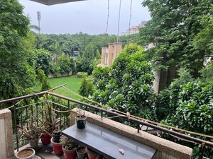 Balcony in 3 BHK Apartment at RWA Jalvayu Towers, Sector 47 – for Sale