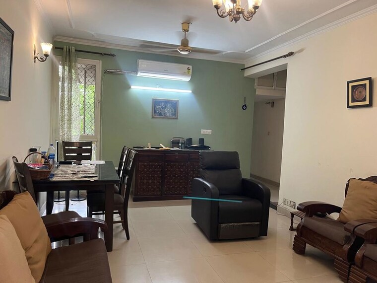 Living Room, rwa-jalvayu-towers 3 Bedroom 1350 Sq.Ft. Apartment In Sector 47 Noida 10543652
