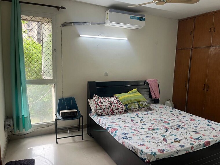 Bedroom, rwa-jalvayu-towers 3 Bedroom 1350 Sq.Ft. Apartment In Sector 47 Noida 10543652