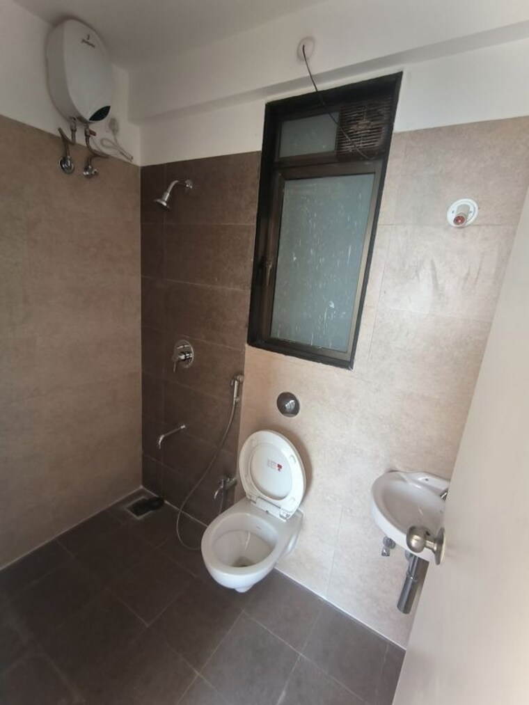 Bathroom, chandak-nishchay-wing-b 1 Bedroom 368 Sq.Ft. Apartment In Borivali East Mumbai 10543678