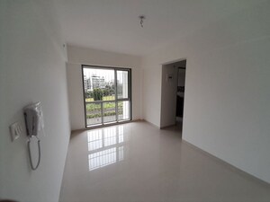 Room in 1.5 BHK Apartment at Neel Sidhi Infinity, Khanda Colony – for Rent