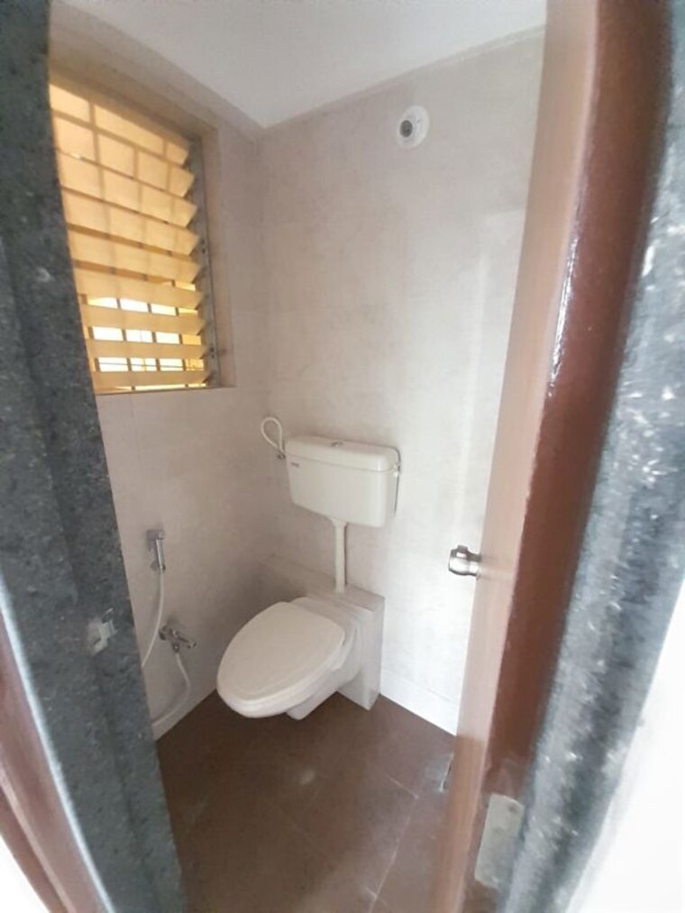 Bathroom, neel-sidhi-infinity 1.5 Bedroom 750 Sq.Ft. Apartment In Khanda Colony Navi Mumbai 10543696