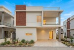 4 BHK + Prayer Room,Servant Room,Study Room,Extra Room,Basement,Store Room 3800 Sq.Ft. Villa in Hallmark 5A Villa